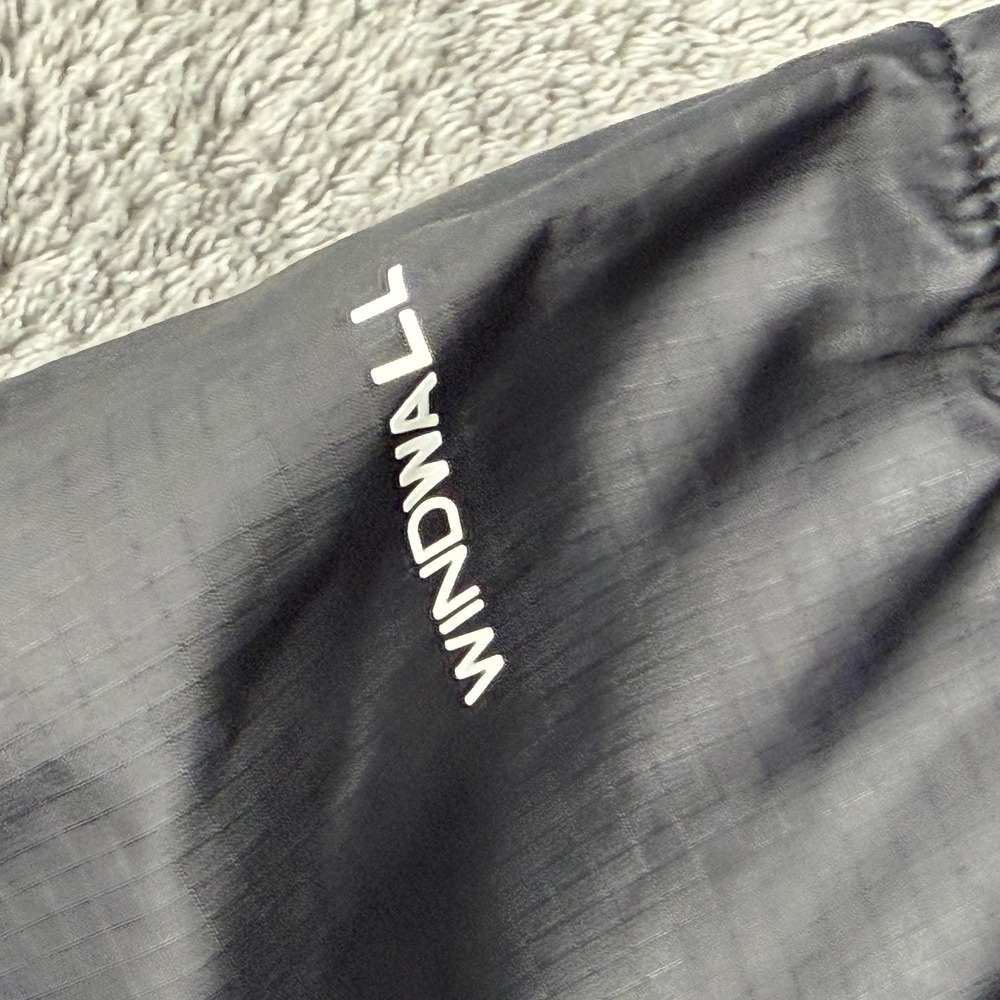 The North Face‎ Jacket Womens M Black Windbreaker Hooded Lightweight Pockets - Picture 7 of 8